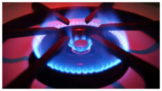 Calentar los hogares con gas natural es más de un 40% más barato que con electricidad, según US EIA