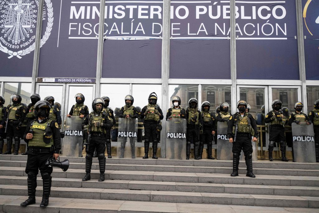 Fiscalía de Perú desarticula banda de tráfico de personas que trasladaba migrantes a EEUU