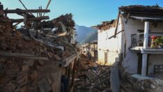 Al menos 157 muertos tras un terremoto de magnitud 6.4 en Nepal