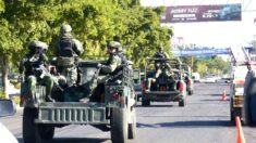 Jefe de escoltas del hijo de “El Chapo” Guzmán llega a fiscalía en Ciudad de México