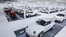 56 autos Porsche totalmente blancos de un propietario «misterioso» se subastarán en Texas en diciembre