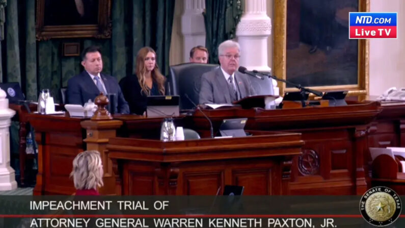 El vicegobernador de Texas, Dan Patrick, pronuncia su discurso al término del juicio político contra el fiscal general, Ken Paxton, el 16 de septiembre de 2023. (Senado de Texas/Screenshot vía NTD)