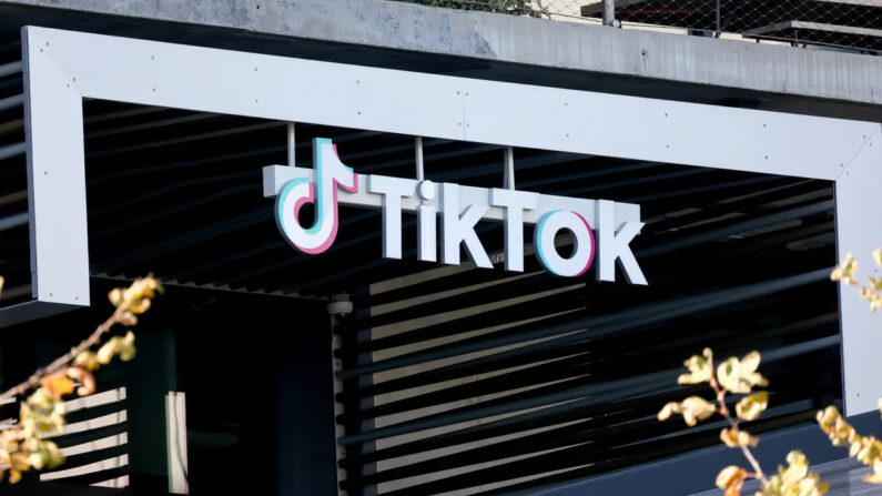 La oficina de TikTok en Culver City, California, el 20 de diciembre de 2022. (Mario Tama/Getty Images)