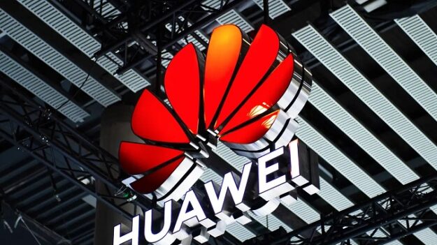 Huawei financia un laboratorio multimillonario de inteligencia artificial en la Universidad de Alberta
