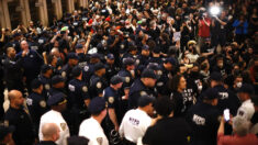 Un número «sin precedentes» de policías de Nueva York dejan el cuerpo ante aumento de la delincuencia