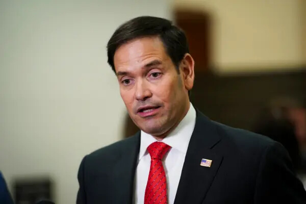 El senador Marco Rubio (R-Fla.) habla durante una conferencia de prensa en el Capitolio de EE.UU., el 11 de julio de 2023. (Madalina Vasiliu/The Epoch Times)
