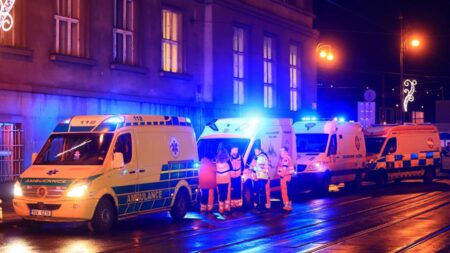 Un tiroteo en la Universidad Carolina de Praga causa varios muertos y heridos