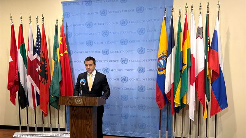 El presidente ecuatoriano, Daniel Noboa, habla el 7 de diciembre de 2023 durante una rueda de prensa en la sede de las Naciones Unidas en Nueva York (EE.UU). EFE/Javier Otazu