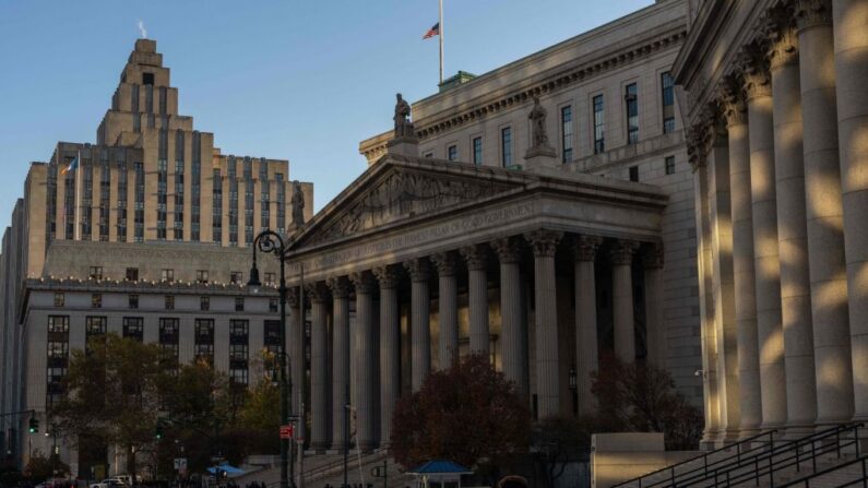 Vista general de la Corte Suprema del Estado de Nueva York antes del juicio por fraude civil de la Organización Trump en la ciudad de Nueva York el 13 de noviembre de 2023. (Foto de Adam Gray/AFP vía Getty Images)
