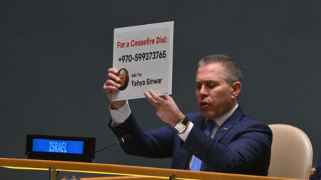 Asamblea General de la ONU aprueba resolución de alto el fuego, pero «no menciona a Hamás», dice Israel