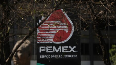 Pemex será el mayor riesgo fiscal para el próximo gobierno, advierte Bank of America