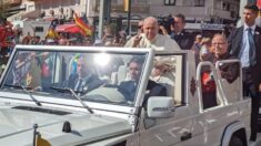 Bendiciones del Vaticano a parejas del mismo sexo dividen opiniones entre católicos latinos