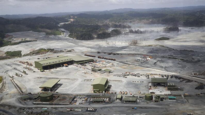 Fotografía aérea del proyecto Minera Panamá, filial de la canadiense First Quantum Minerals (FQM), el 10 de diciembre de 2023, en Donoso (Panamá). EFE/Bienvenido Velasco