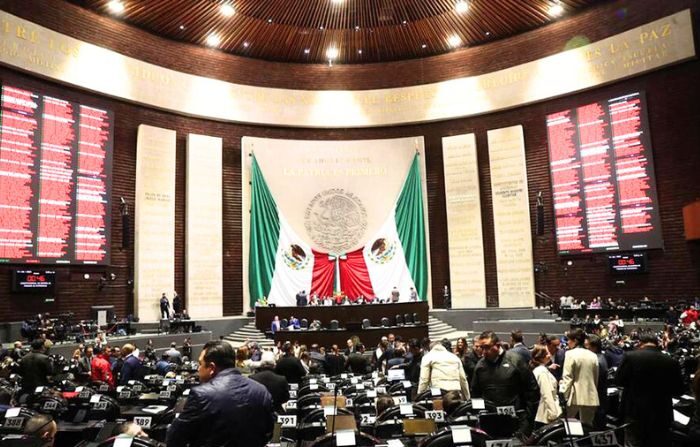 Vista general del recinto de la Cámara de Diputados hoy, en Ciudad de México, 
 México. (EFE/ Madla Hartz)