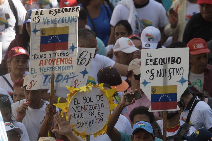 EE.UU. avisa a Venezuela de que la disputa con Guyana no se resuelve con el referéndum