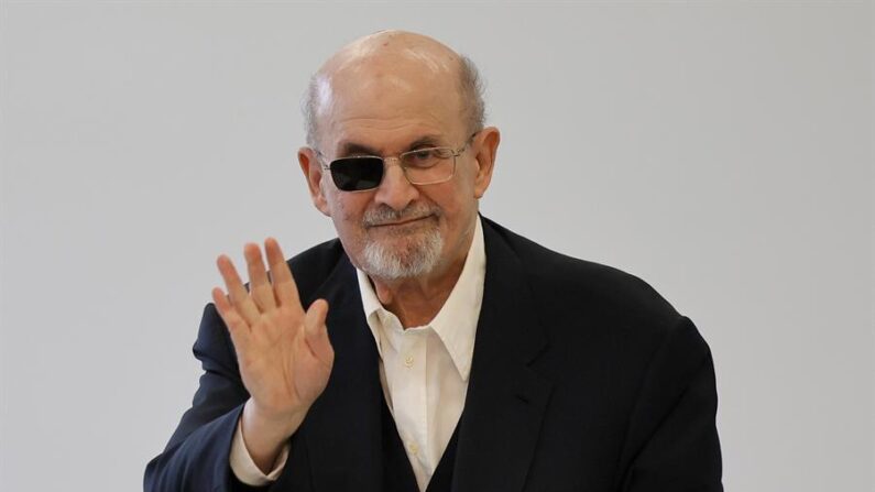 Fotografía de archivo de Salman Rushdie. EFE/EPA/Ronald Wittek