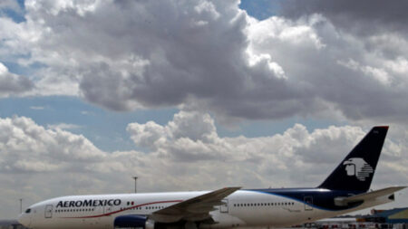 Aeroméxico mantendrá en tierra sus Boeing MAX-9 hasta tener una directriz de la FAA