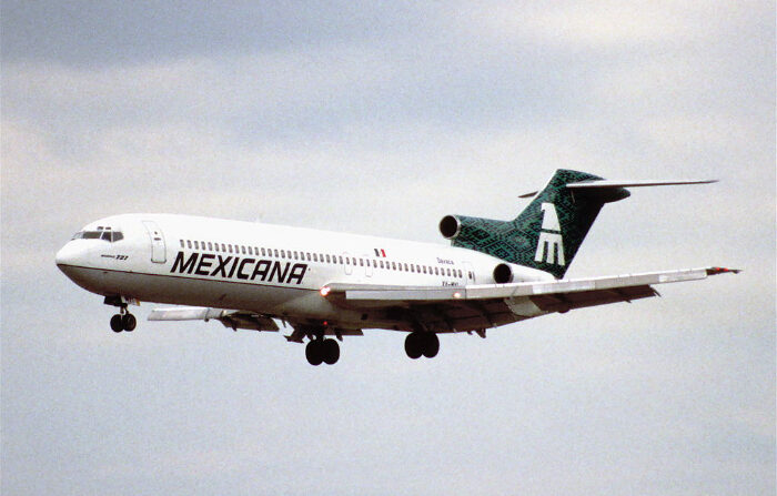 Una foto de archivo de un avión Boeing 727 de la aerolìnea Mexicana de Aviación con fecha del 24 de enero de 2011. (Aero Icarus/ CC BY-SA 2.0 DEED)