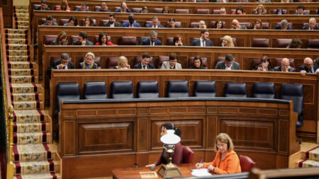 Congreso español seguirá negociando la ley de amnistía tras rechazo de independentistas