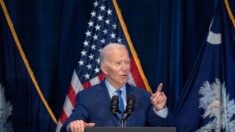 Biden anuncia su primera visita a pueblo de Ohio un año después de descarrilamiento de tren tóxico