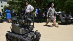 Las Fuerzas Armadas no «construyen robots asesinos en el sótano», según oficial del Pentágono