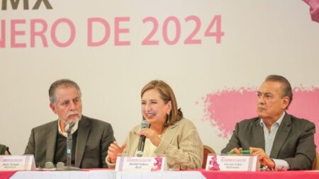 Llegó la «Mañanera de Verdad», Xóchitl Gálvez replica el modelo del presidente López Obrador