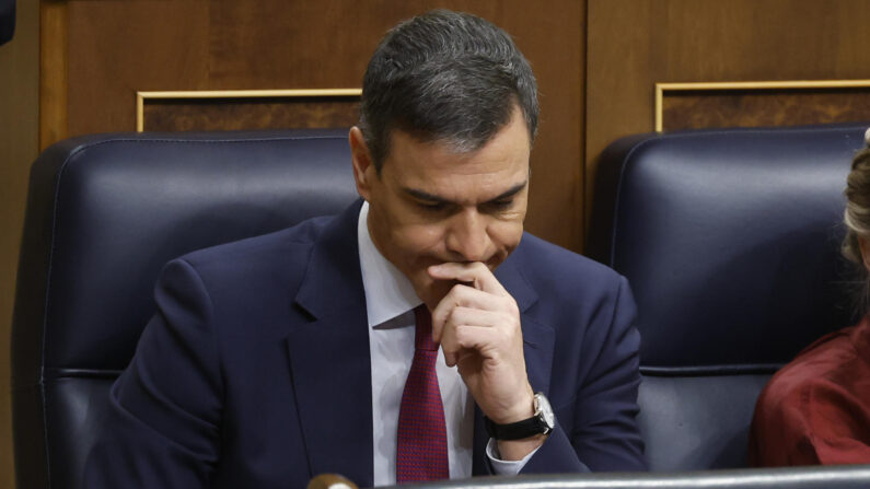 Imagen del presidente del Gobierno, Pedro Sánchez, en el Congreso de los Diputados. (EFE/Juan Carlos Hidalgo)