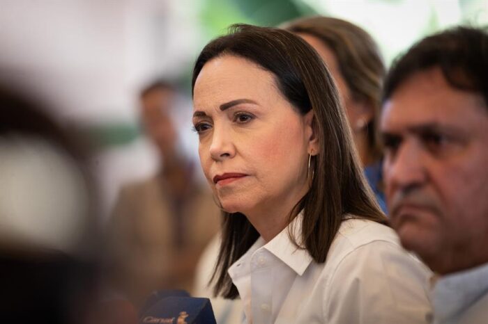 Denuncian «desaparición» de dos personas del equipo de Corina Machado tras actos de campaña