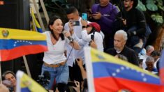 Cuáles son las salidas para resolver la crisis en Venezuela tras inhabilitación de Machado, explica experto