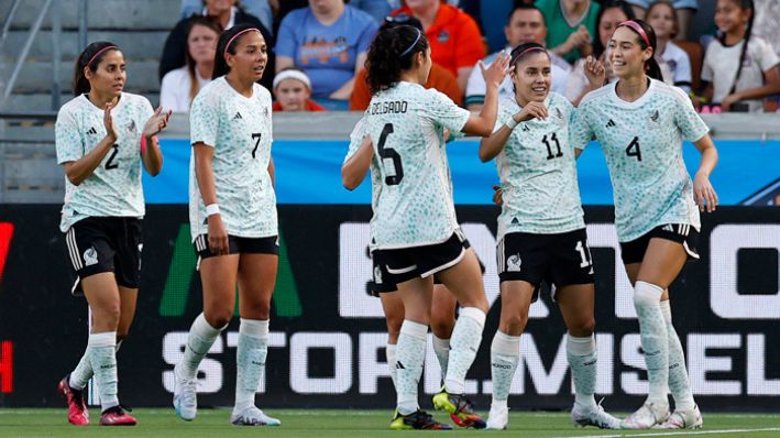 Selección mexicana femenil gana a EE. UU. y avanzan a cuartos para la Copa de Oro