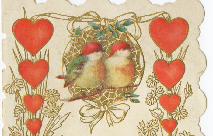 Detalle de una tarjeta del Día de San Valentín que muestra dos pájaros, alrededor de 1930. (Colección Kean/Fotos de archivo/Getty Images)