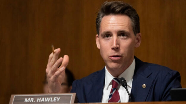 Josh Hawley pide al fiscal general Garland investigar grupos que financian protestas pro-Palestina