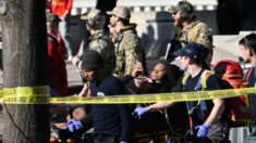 Acusan a 2 menores ​​tras tiroteo en el desfile de los Chiefs de Kansas City