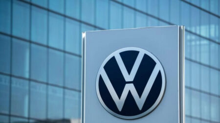 Volkswagen acusado de trabajo forzado: autos quedan parados en puertos de EE.UU.