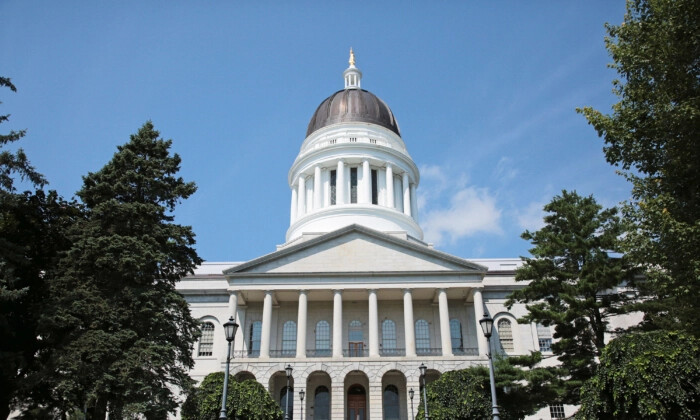 El edificio del Capitolio de Maine en Augusta, Maine, el 29 de julio de 2023. (Richard Moore/The Epoch Times)
