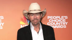 Muere el cantante de country Toby Keith a los 62 años