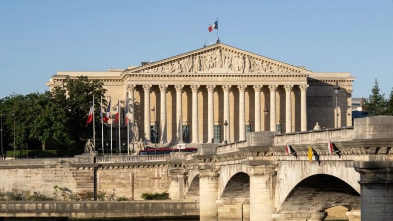 Vista general de la Asamblea Nacional francesa (Assemblee Nationale) en París el 17 de julio de 2023. (Bertrand Guay/AFP vía Getty Images)