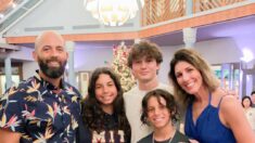 Madre en Florida se niega a ser amiga de sus tres hijos
