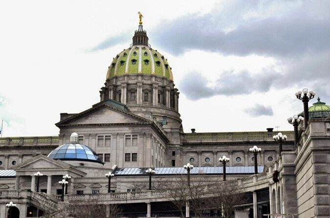 El edificio del Capitolio de Pensilvania en Harrisburg, Pensilvania, en enero de 2023. (Beth Brelje/The Epoch Times)