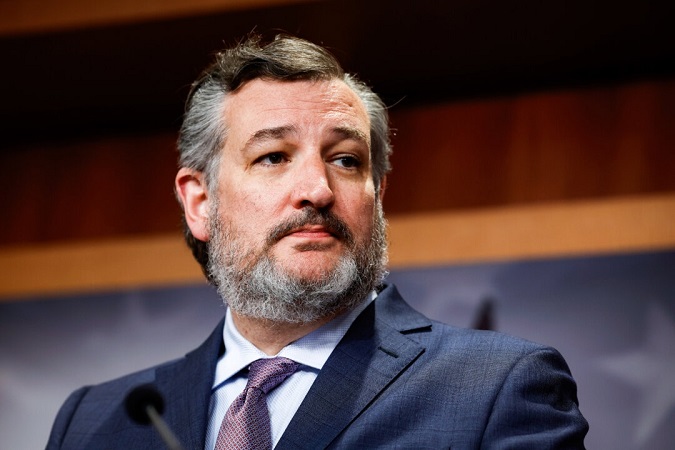 Ted Cruz critica a demócratas que rechazan deportar inmigrantes para ganar votantes