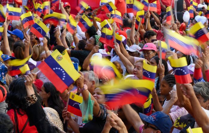 Cientos de venezolanos salieron este domingo 4 de febrero a las calles de las principales ciudades del mundo para mostrar su respaldo a la candidata presidencial Corina Machado. Una foto de archivo. (GABRIELA ORAA/AFP via Getty Images)