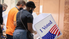 Demandan a condado de California por negar a organismo de control datos sobre votantes no ciudadanos