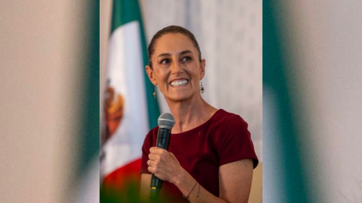 Claudia Sheinbaum, candidata a la Presidencia de México por la coalición “Sigamos Haciendo Historia”, participa en un dialogo empresarial, el 22 de marzo de 2024, en Monterrey en Nuevo León (México). (EFE/Miguel Sierra)