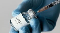 COVID: Existe una “enorme discrepancia” en datos de eventos adversos de la vacuna