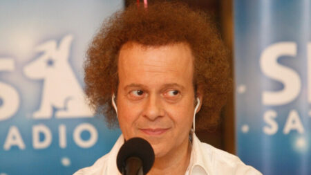 Richard Simmons revela que recibió tratamiento tras diagnóstico de cáncer de piel