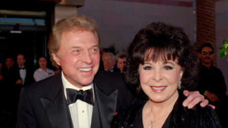 Fallece Steve Lawrence, cantante del famoso dúo «Steve & Eydie», a los 88 años