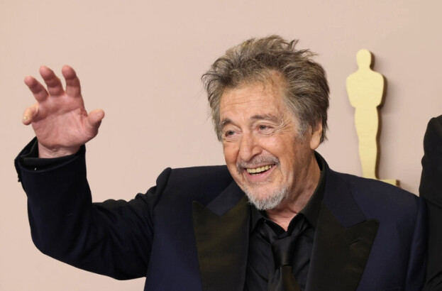 Al Pacino posa en la sala de prensa durante la 96ª edición de los Oscar en el Ovation Hollywood de Hollywood, California, el 10 de marzo de 2024. (Rodin Eckenroth/Getty Images)