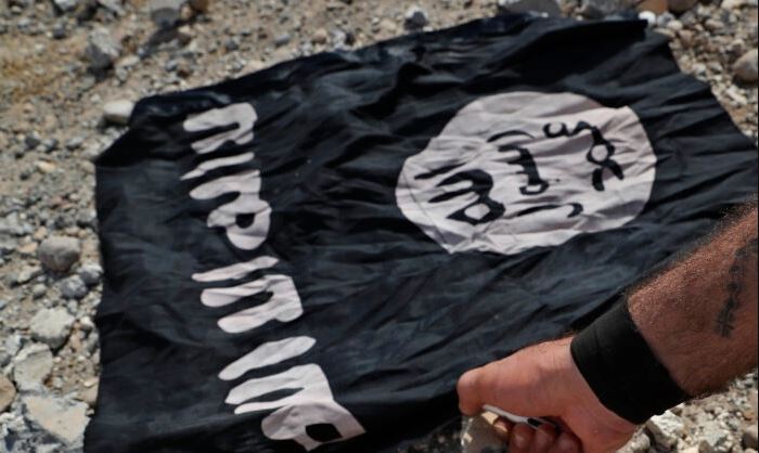 Una foto de archivo muestra la solapa del grupo terrorista ISIS. (Hussein Malla/Foto AP)