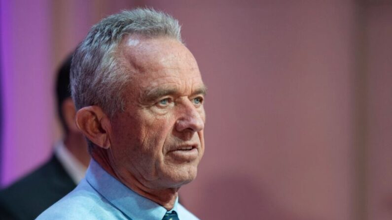 Robert F. Kennedy Jr. realiza una manifestación de votantes en Grand Rapids, Michigan, el 10 de febrero de 2024. (Mitch Ranger para The Epoch Times)