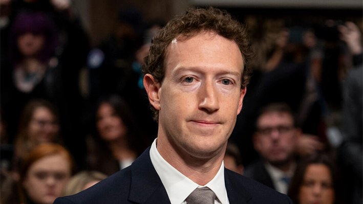 El fundador y director ejecutivo de Meta, Mark Zuckerberg, llega para declarar ante el Comité Judicial del Senado en Washington el 31 de enero de 2024. (Madalina Vasiliu/The Epoch Times)
